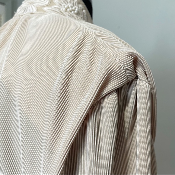 SL Collections Open Front Embroidered Cardigan M/L - Picture 7 of 11